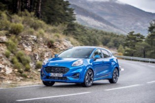 Ford Puma è la vettura ibrida più venduta in Italia, nei ...